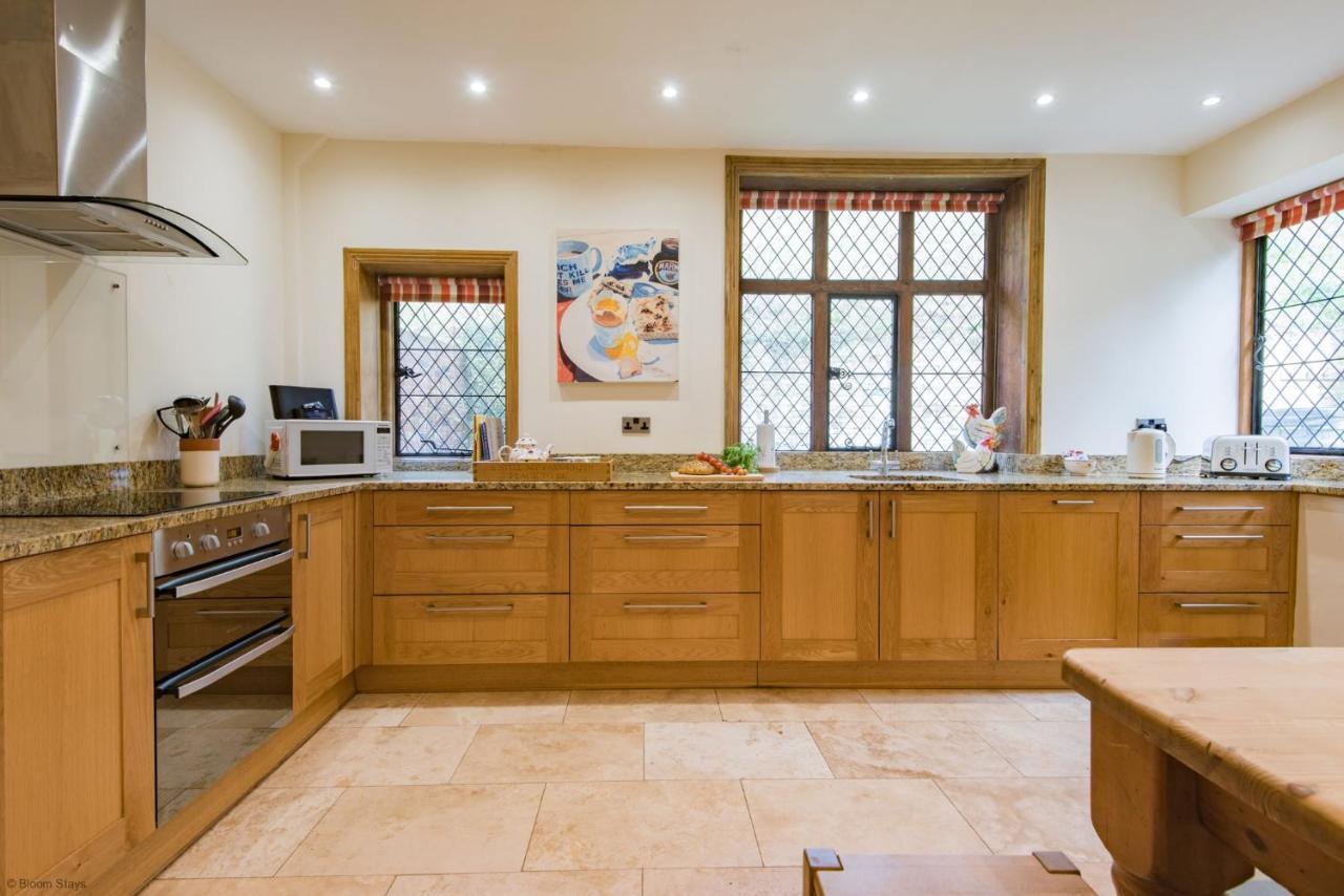 Hockley House By Bloom Stays โฟล์กสตัน ภายนอก รูปภาพ